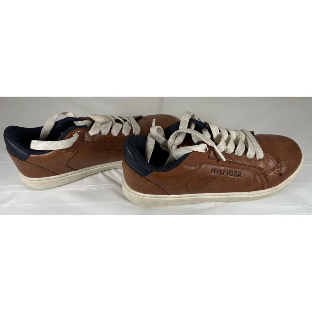 Tommy Hilfiger Kids Brown Faux Leather Low Top Casual Shoes Size‎ 3 Youth